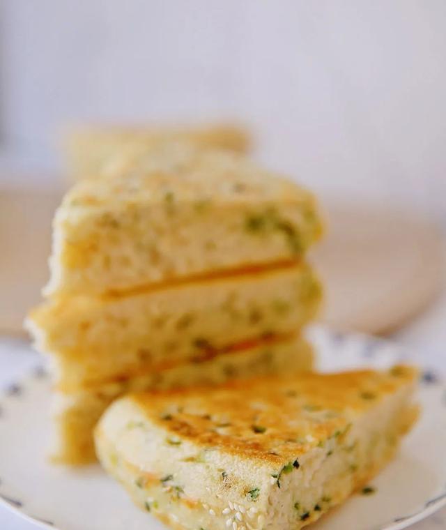 搅拌均匀|不揉面,不擀面,筷子搅一搅,5分钟烙出一大张饼,解决全家早餐