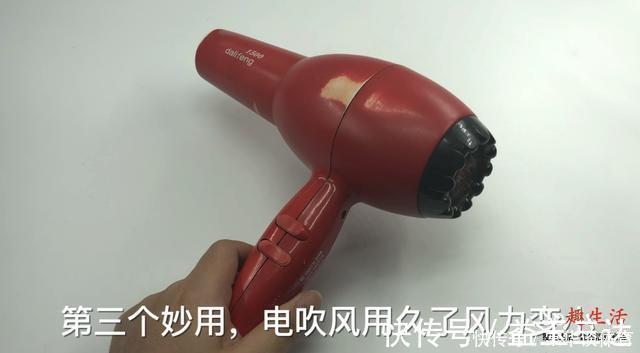 难题|两根旧牙刷绑一起,解决了不少人困扰的难题,抓紧提醒家人还不迟
