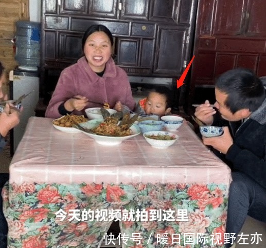 牛爱芳晒妻子孕检单,却隐藏关键信息,吃鱼只吃鱼尾,真豪气!