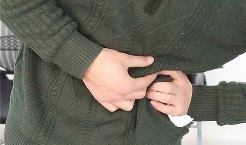 打蜡|苹果心发霉了,但外面的果肉还完好无损,这样的苹果还能吃吗?