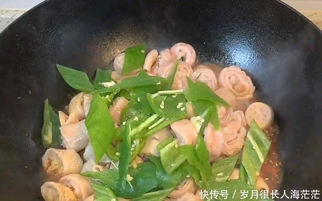 慢妈做了一桌子家常菜,老公说,这样吃,挣钱的动力更大了