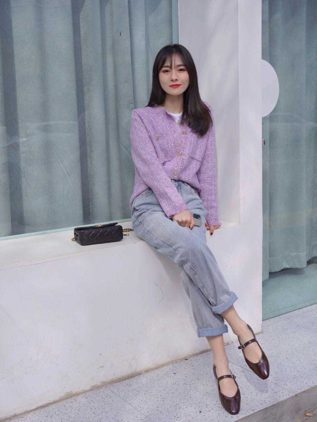 毛呢 开春外套别乱选,码住牛仔外套和小香风外套,青春减龄又有气质