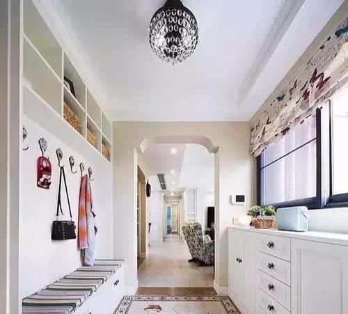 实木家具|第一次去看朋友的新房,一进门,就看到一个玄关柜比衣帽间还能装