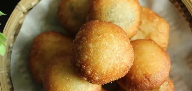 蓬松酥脆的炸糖糕,做法很简单,掌握这些技巧,比外面买的好吃