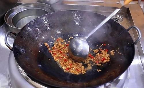  豆腐和它一起焖，味道绝了！关键是便宜，只用花几块钱！