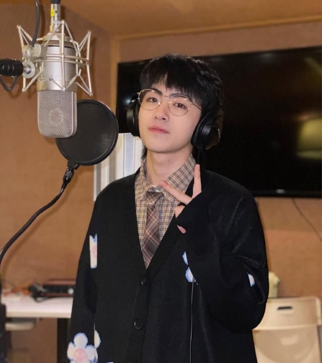 《青3》学员热度排行榜：余景天、梁森的人气不敌这位小瓷美男？