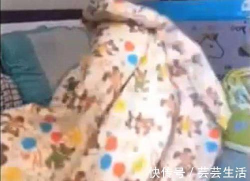 理发|趁宝宝在睡觉,妈妈偷偷给他剃了个光头,醒来后的反应让宝妈笑翻
