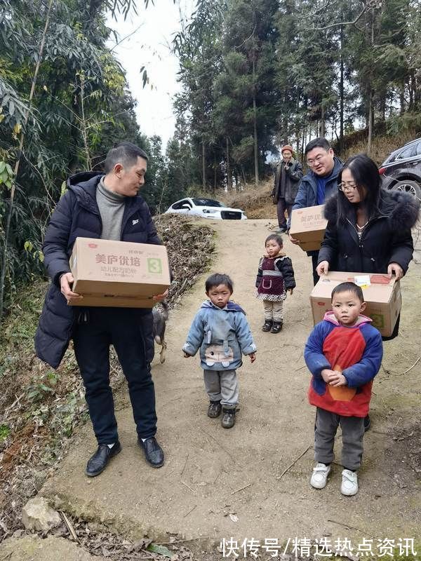 普定县妇联|普定县妇联开展“把爱带回家—送法到家 让孩子健康成长”系列活动