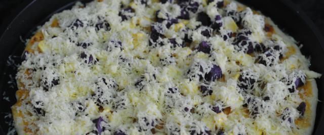 面饼|披萨没有烤箱也能做，用它做更省时间，照样美味可口！