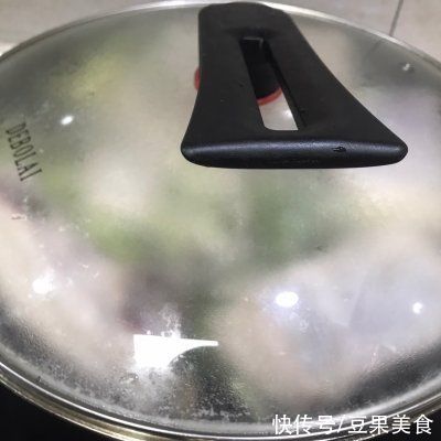 搅拌均匀|不可错过的下酒菜梅菜扣肉（含炸扣肉做法），过瘾