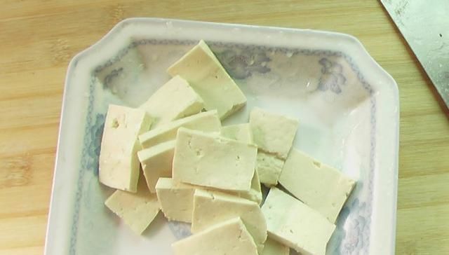 失眠|失眠最怕的菜,睡不着觉的人要多吃,帮助睡眠,一觉睡到自然醒