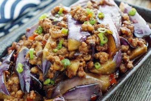 椒粉|美食优选：西红柿炒豆腐，竹签烤带鱼，胡萝卜炒荷兰豆杏鲍菇，肉末茄