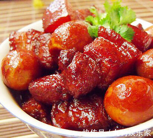 美食|美食推荐青红辣子鸡,辣椒炒肉片,黄豆芽拌粉丝,元宝红烧肉