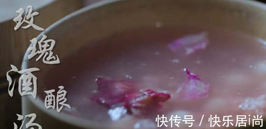 万人|李子柒晒一桌玫瑰宴,引2399万人观看,网友馋到流口水!