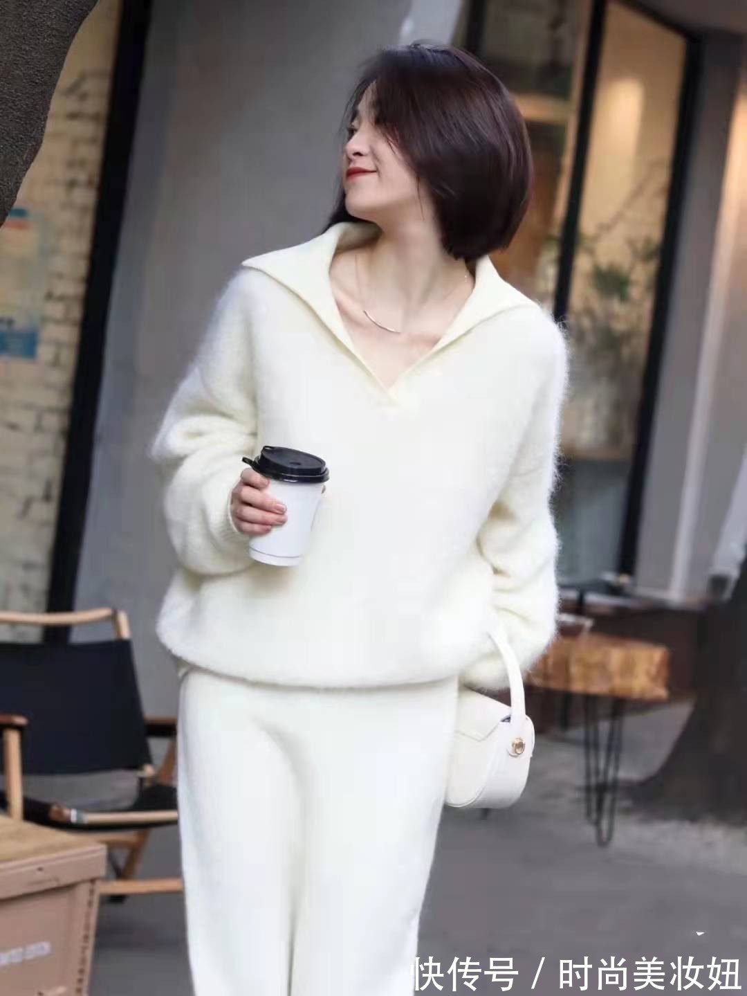 版型 原来毛衣这样搭很高级,显气质又时尚,适合30、40岁的女人