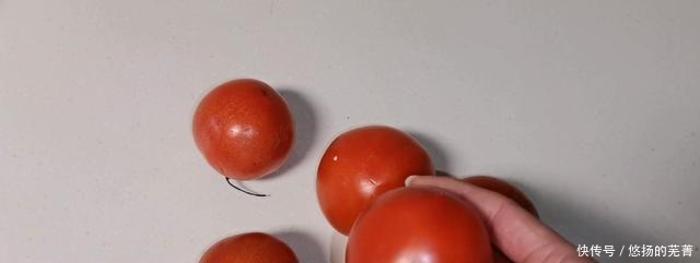 买西红柿时，看到这种西红柿白送你都不要，别再买错了