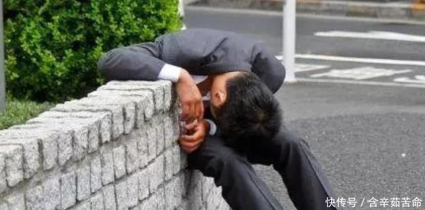 菊花粥|肺癌给他的信号，却被他忽视了，最终被确诊为肺癌晚期