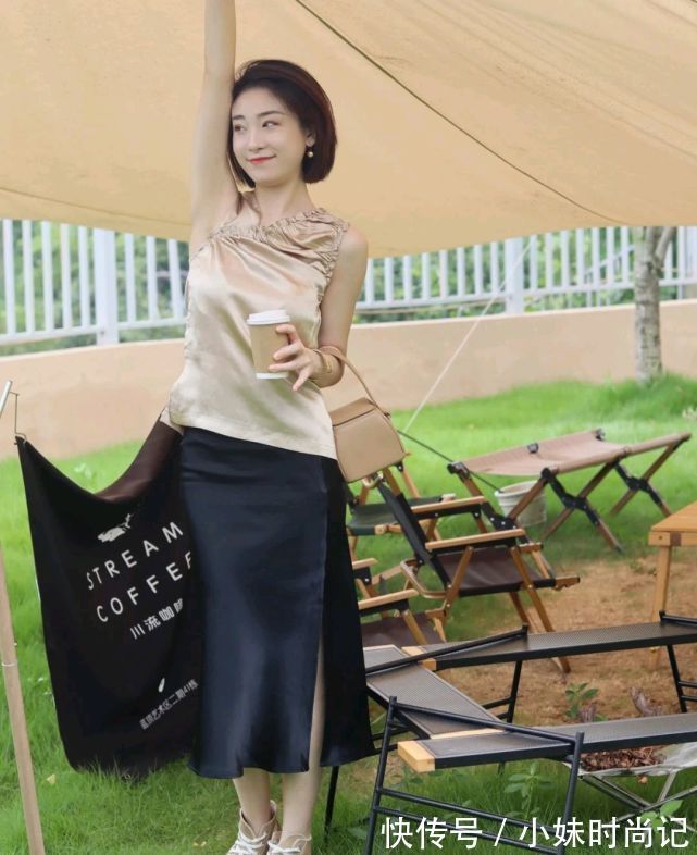 简约|想穿出高级感很简单,简约温柔的穿搭就很好驾驭,精致又有女人味