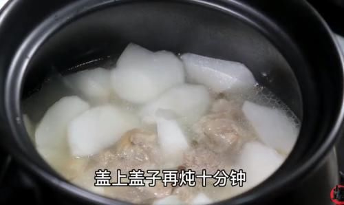  味料|炖羊肉“最忌”放这3味料，很多人都习惯放，难怪汤不鲜，膻味重