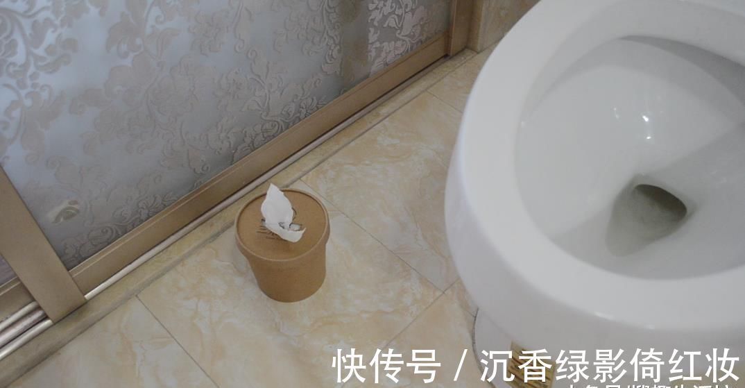 这种圆形打包盒别扔了, 简单改造一下就有大作用, 看完赶紧去试试