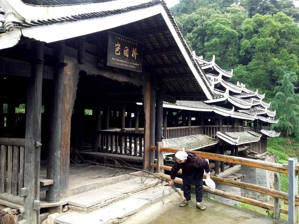 清朝设计的风雨桥居然已是人畜分行还是双层立交现为国家级文物