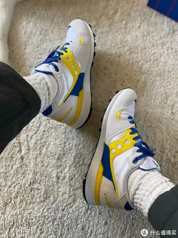 配色|Sneaker 篇一百一十八：Saucony Azura OG和Grid 8500开箱