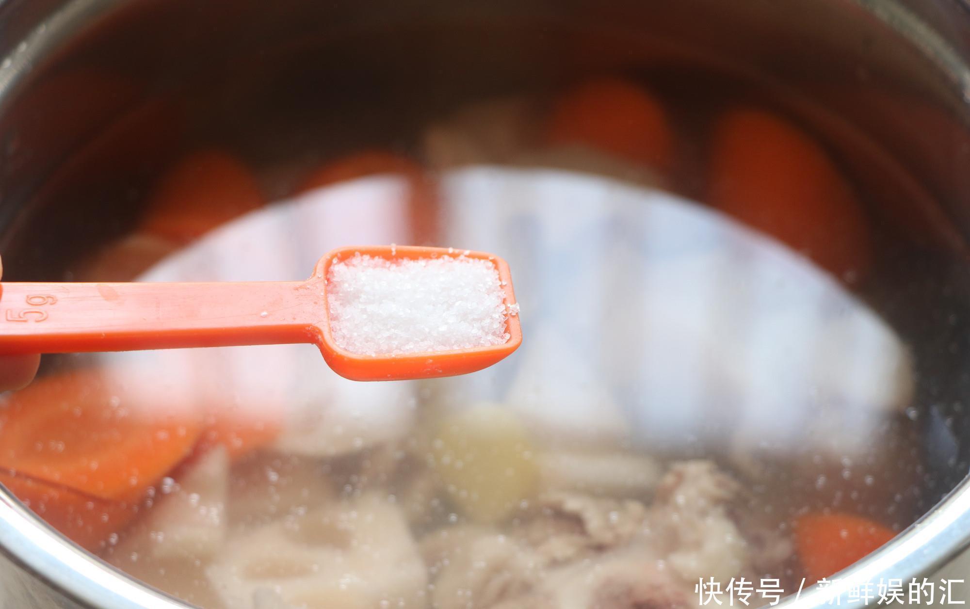 快要|快要立冬了,煲上一锅这样的汤水,保暖又养胃,家人超爱喝