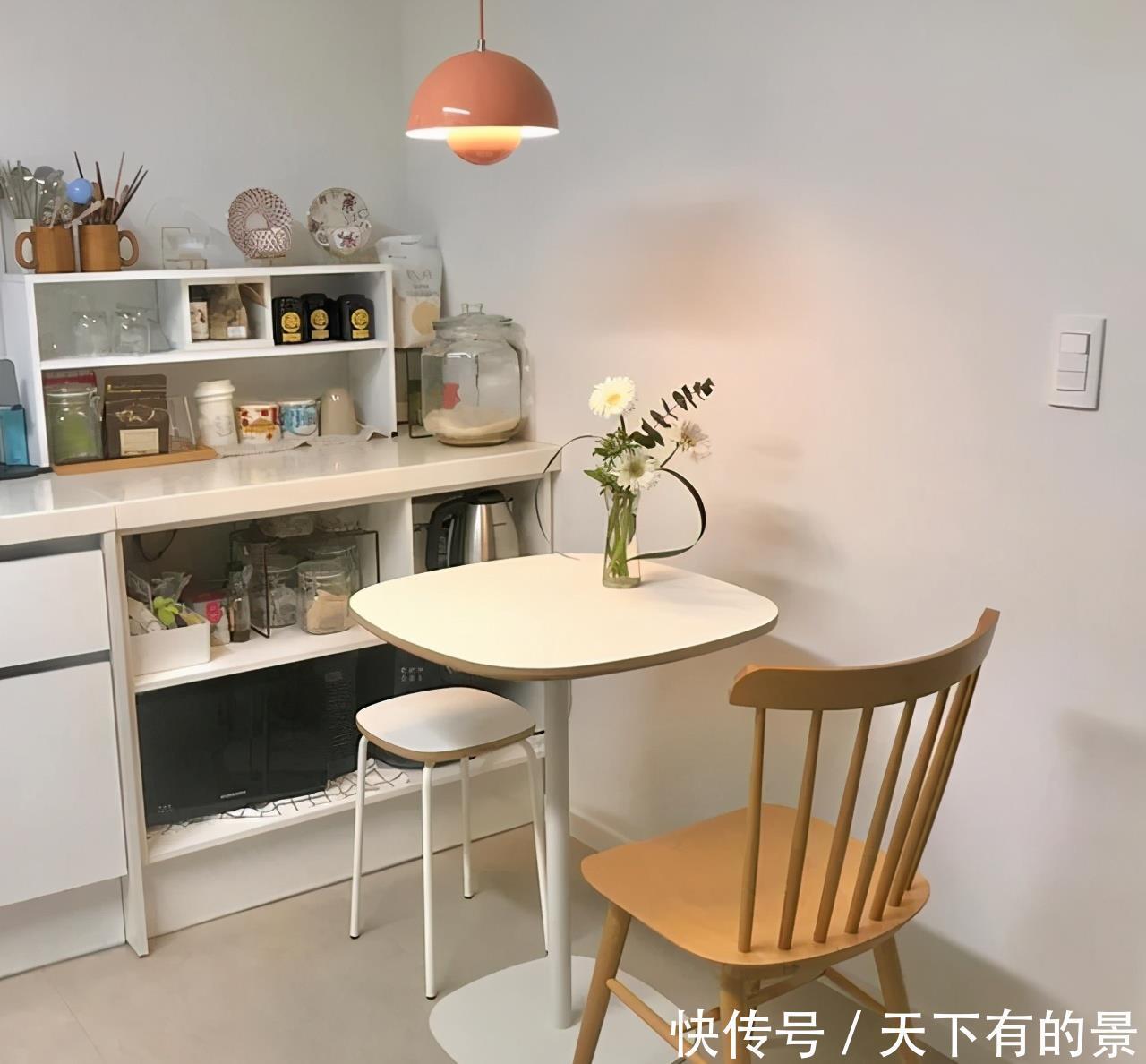 餐边柜|夫妻改造56㎡老破小,变身简约舒适的小婚房,小餐厅设计真机智!