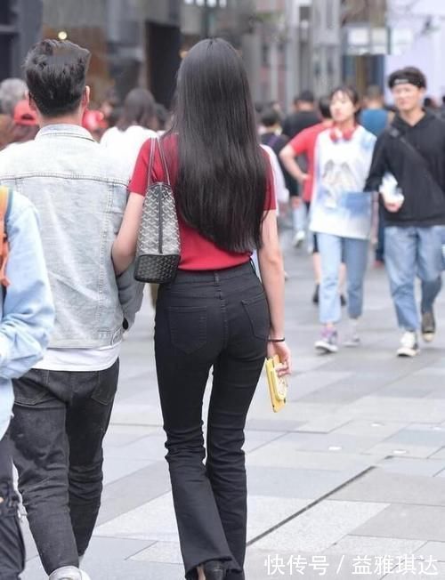 视觉感|打底裤突出优雅风格,打造自在随性,带来显高又显瘦的视觉感