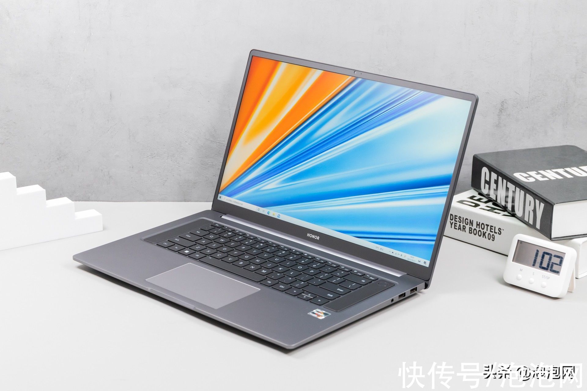 键盘|荣耀MagicBook 16 Pro锐龙版图赏：全面屏高能生产力工具