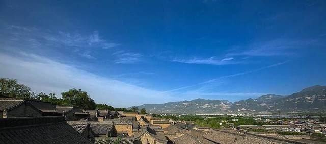 中年|中国第一民宅，被誉“民间故宫”，建筑面积比故宫还要大10万平方