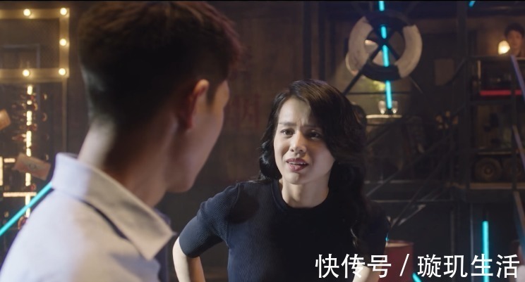 陳凱歌揭露圈內(nèi)小導(dǎo)演卑微現(xiàn)狀,在明星面前抬不起頭誰(shuí)紅誰(shuí)是哥