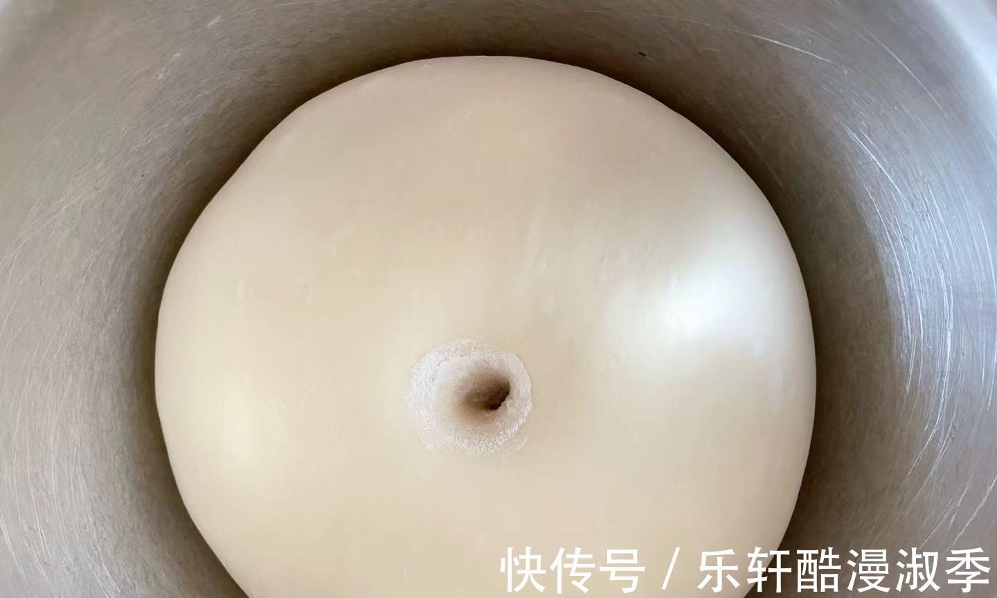 柔软|开学季早餐匆忙,学会这个主食,做1次吃3天,柔软细腻营养丰富