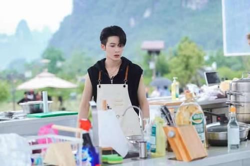 特色菜|桂林的爷爷奶奶，你们让观众彻底明白了《中餐厅》明星们的普通