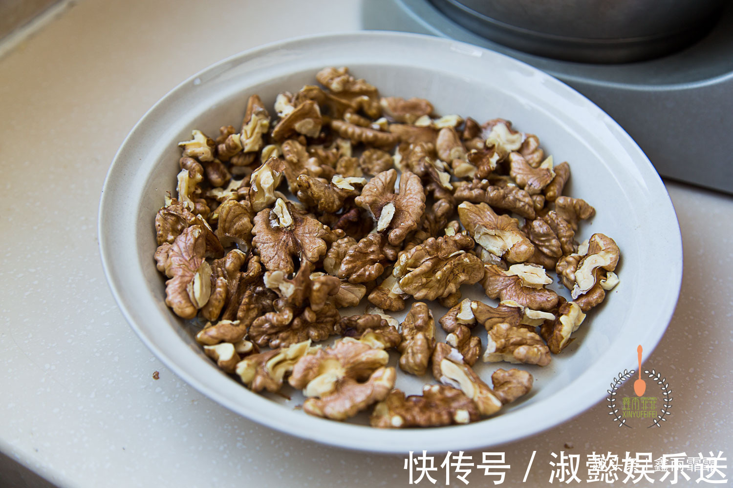 中国的馒头日本的烧饼，没对比就没有伤害，难怪日本人越来越长寿