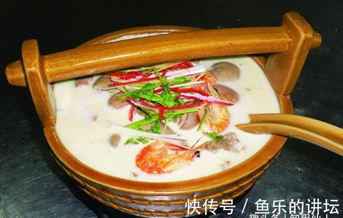美食|美食推荐:浓鱼汤煲东山羊、西味虎皮蛋、泡椒牛腩制作方法