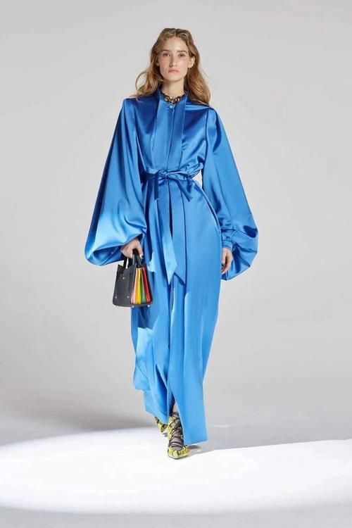 蓝色，穿对了显白有气质！