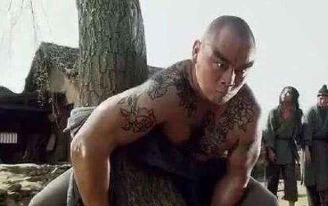 托塔天王$水浒中谁是真正的大力王不是鲁智深,不是武松,而是低调的他!