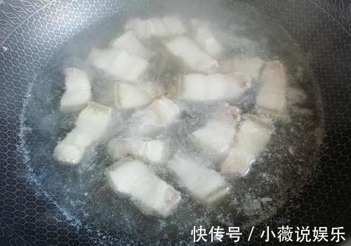 糖色|做红烧肉,牢记“1冷1热”的窍门,软糯不柴,入口即化,太香了