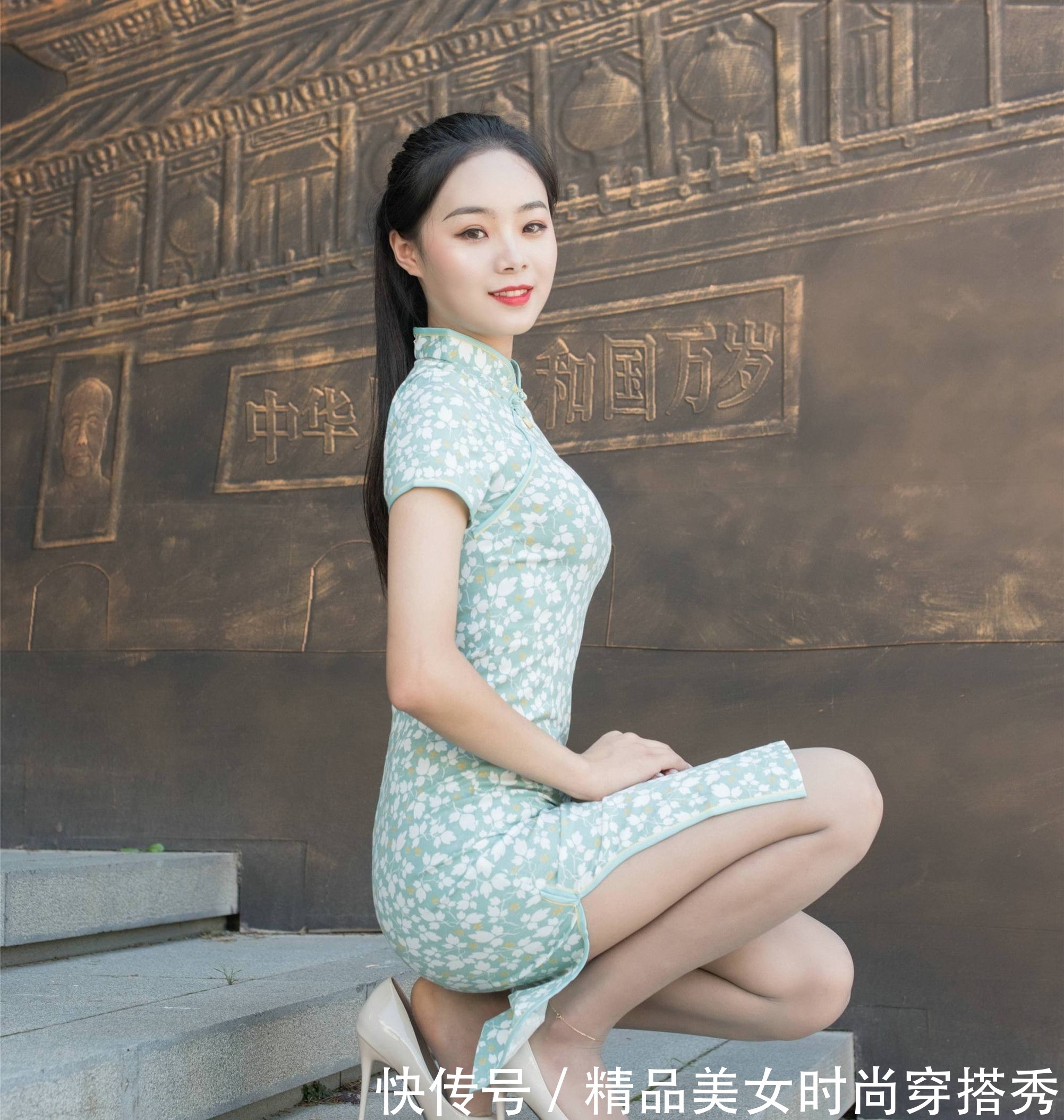 夏日|夏日里的风吹进了心里！清新旗袍让人眼前一亮！清新脱俗