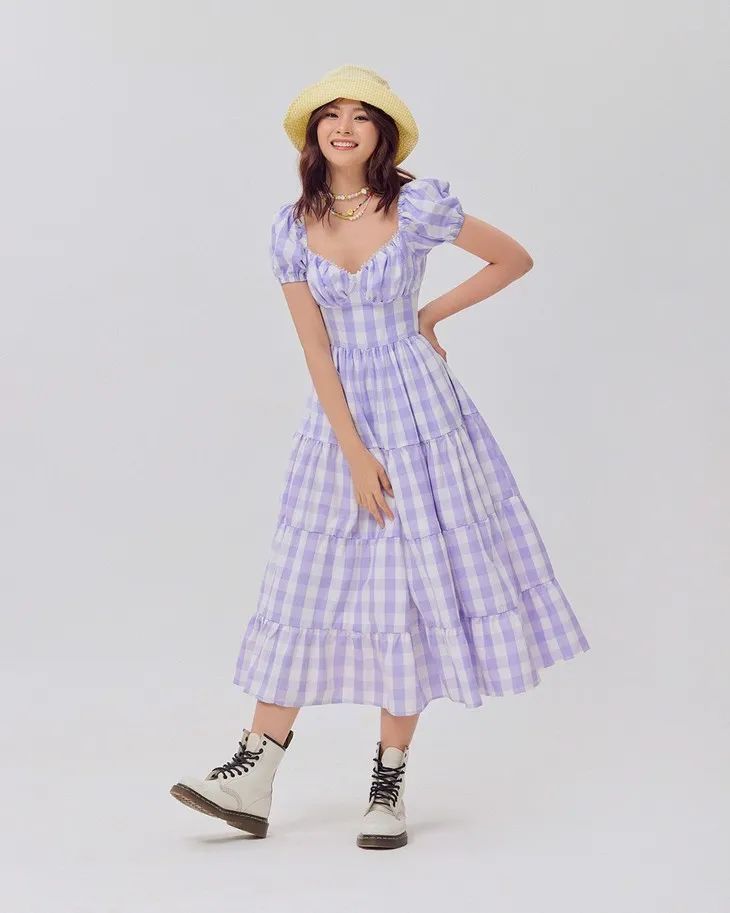 bm|成千上万的女生在三里屯做BM女孩