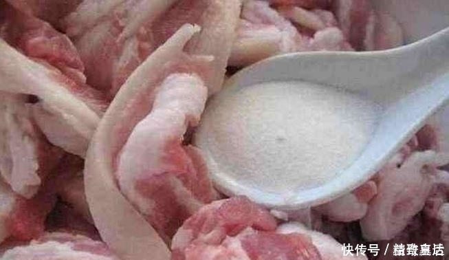 一斤五花肉10个鸡蛋，这样做出来酥香可口，肥而不腻，做法简单！