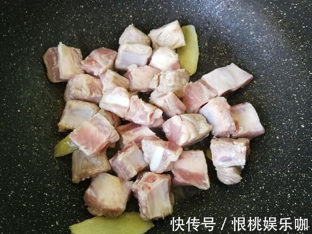 汤浓白|无论炖什么骨头汤，只要做到这3点，包你炖出来的汤浓白还无腥味