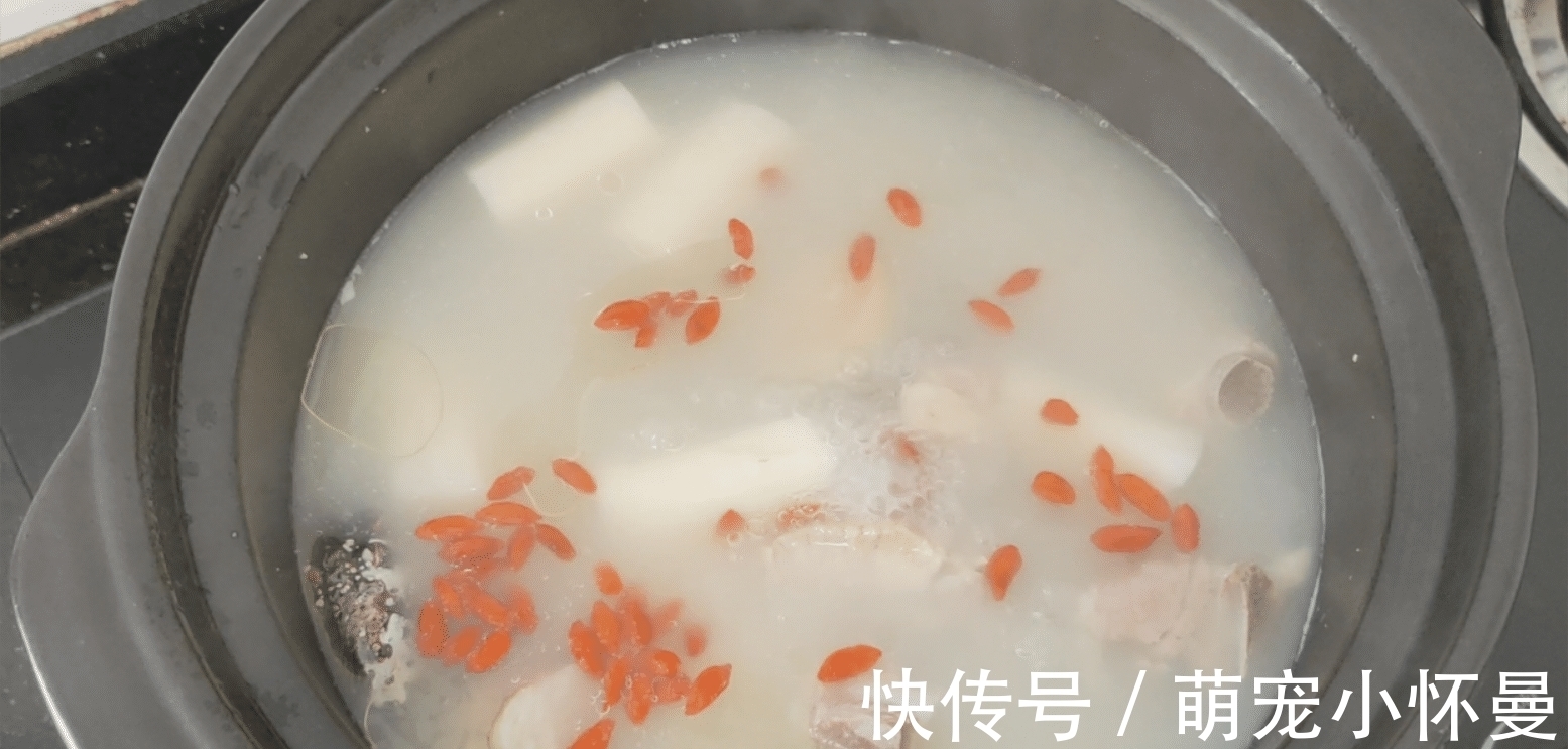 砂锅|鲍鱼汤怎么做好?秋季这样煲一锅,香醇浓厚营养丰富,做法还简单