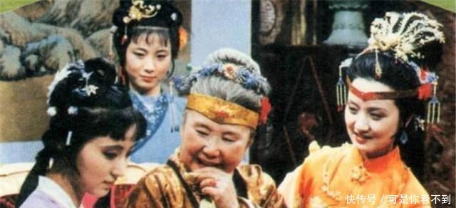 大家族|红楼梦作为一家之长,为何贾母喜欢将自己吃剩的东西给别人吃!