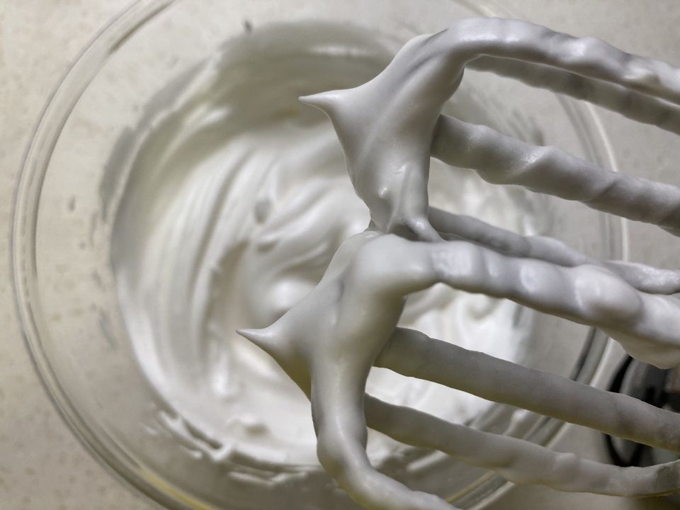 最近孩子迷上了这小饼,不加一滴水不加一滴油,酥脆可口,太香了