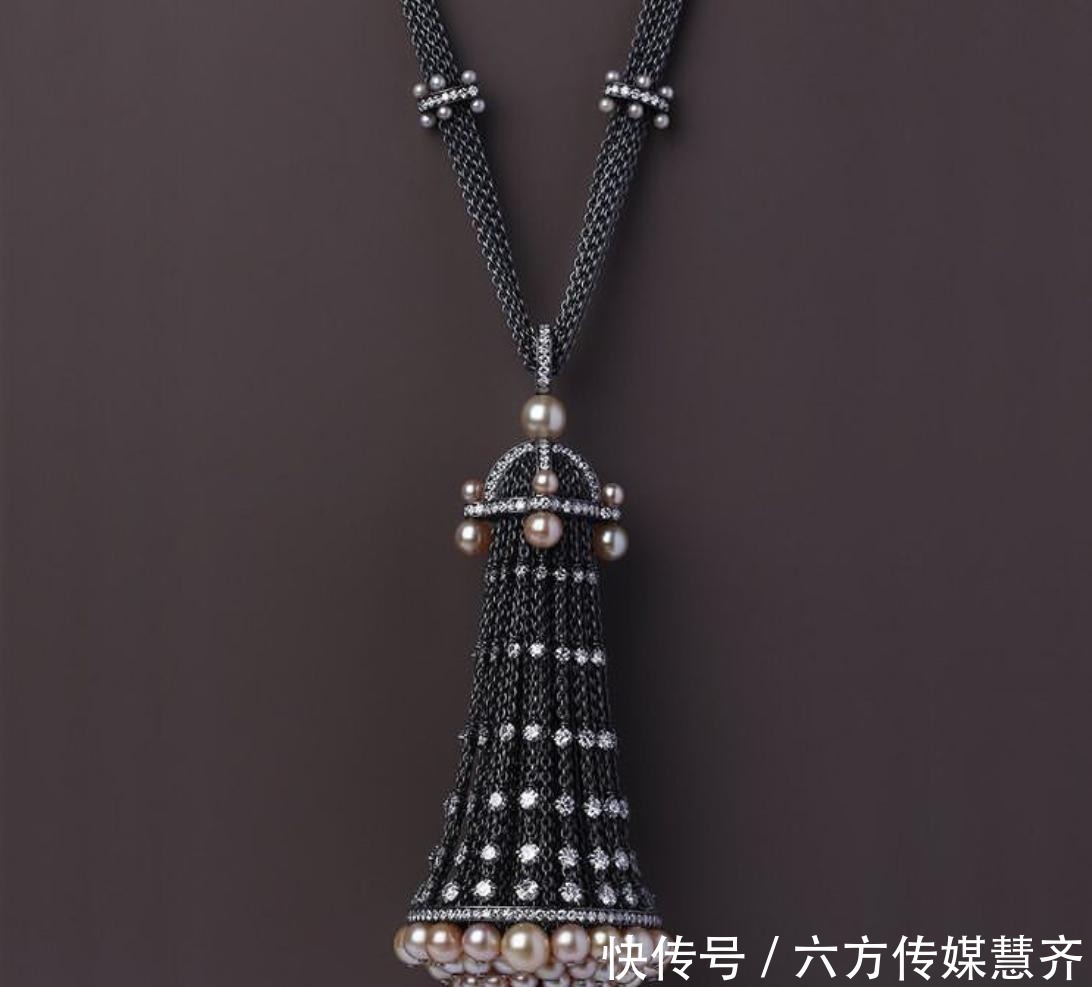 珍珠流苏|华丽的宝石、独到的设计和精湛的工艺,盘点2020年出彩的项链