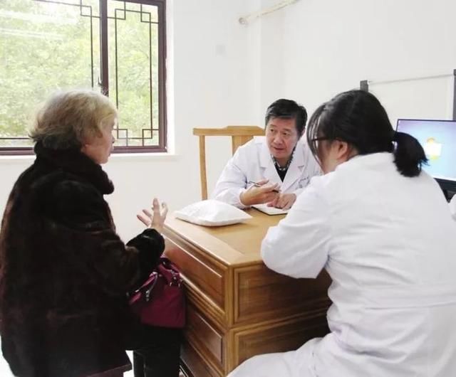 呼吸音|导致医患关系紧张的因素中,听诊器缺失是一个大问题