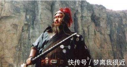 李俊#宋江只有两个护卫,而这名梁山地煞头领却有李俊戴宗等六人保护!