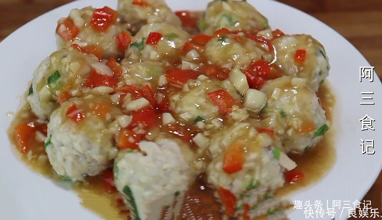 莲藕最好吃的做法,不炒不炖不凉拌,真是太香了,比吃肉还解馋